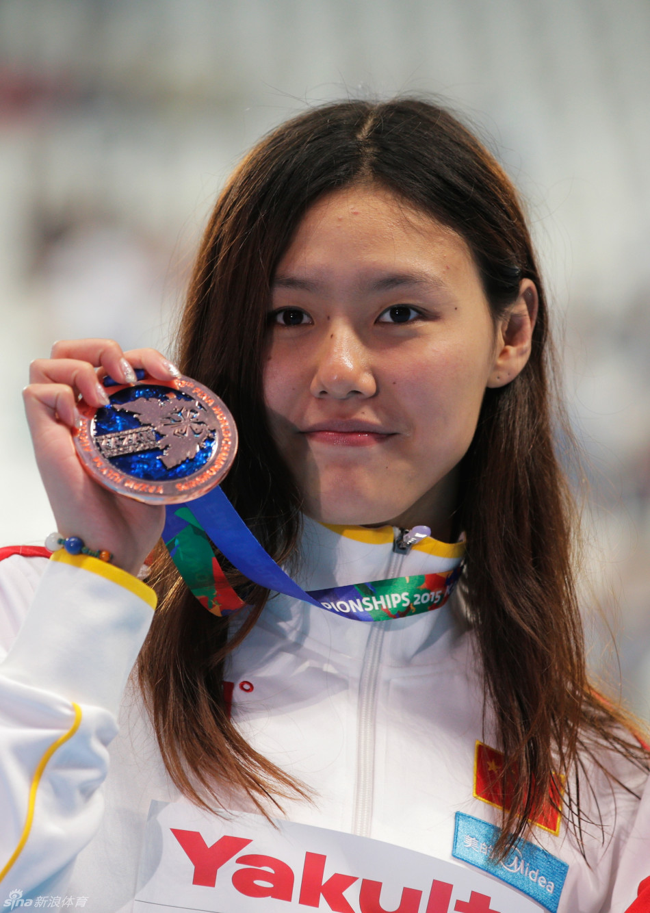 “五一”假期首日重庆九龙坡刮起体育“消费风”中欧体育平台